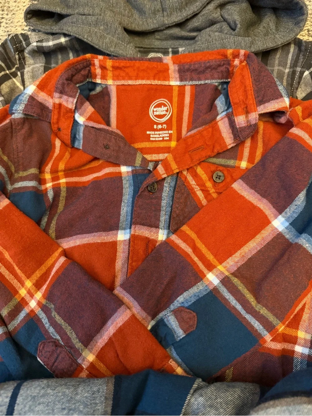 Boys Wonder Nation Plaid Shirt & Hoodie Bundle – 3 Pieces